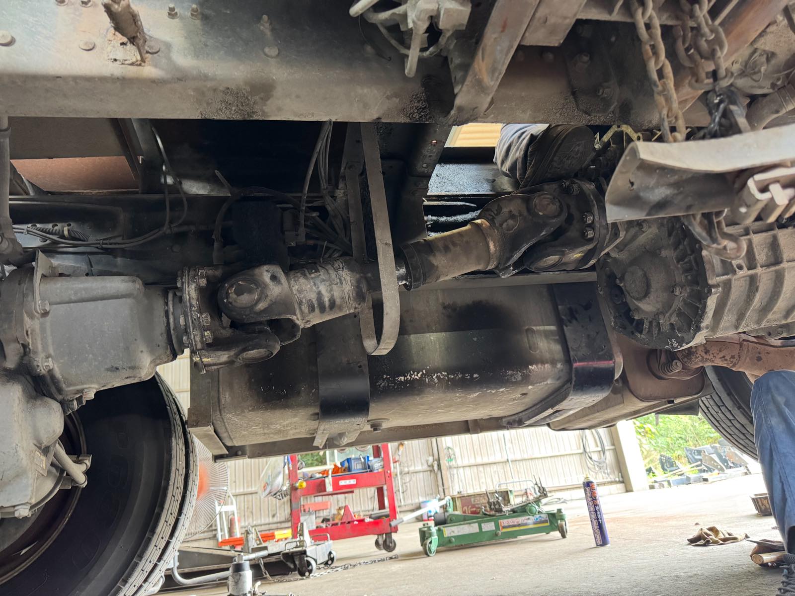 三菱FUSO_FV50クラッチ交換整備、クラッチの組付け