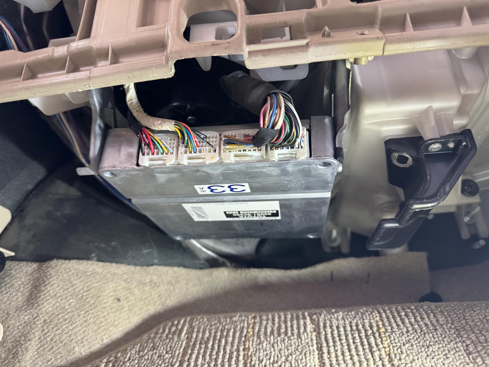 ポルテのブロアレジスタトランジスタの取り外し