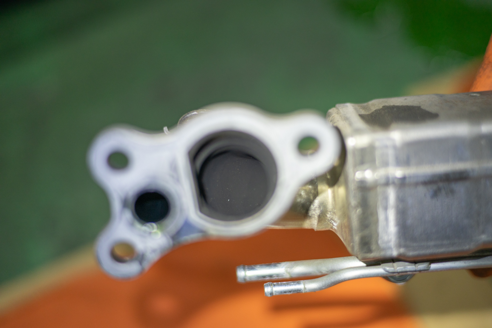 MAZDA　CX-5　ディーゼル　カーボン除去の方法　EGRクーラーバルブ