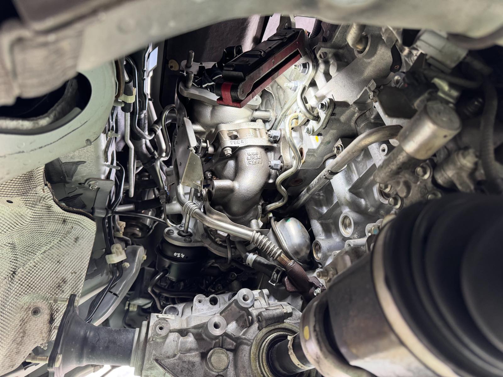 マツダCX5のターボ故障。DPFの取外し